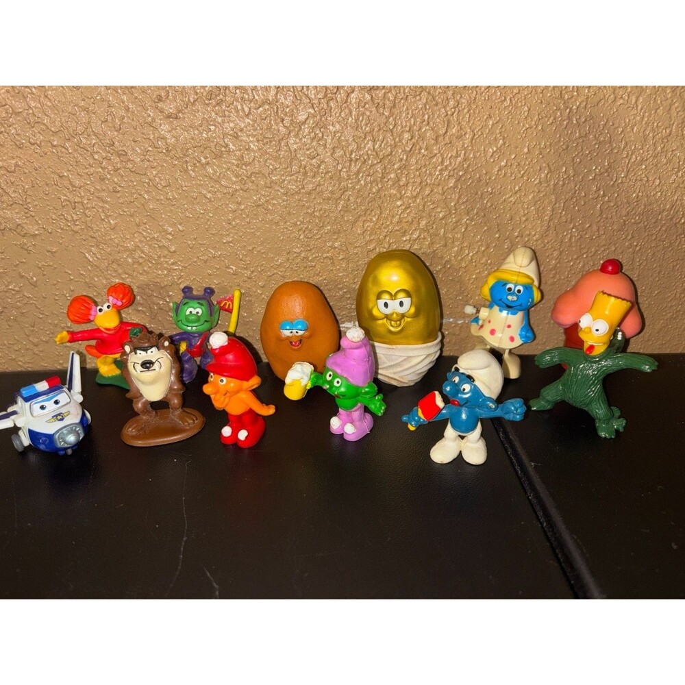 Vintage Mixed Lot of Assorted toys